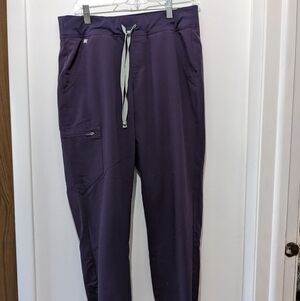 VGUC Figs Zamora Joggers